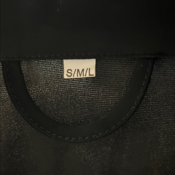 Black Ruffled Bridesmaid Rope - Picture 4 of 4